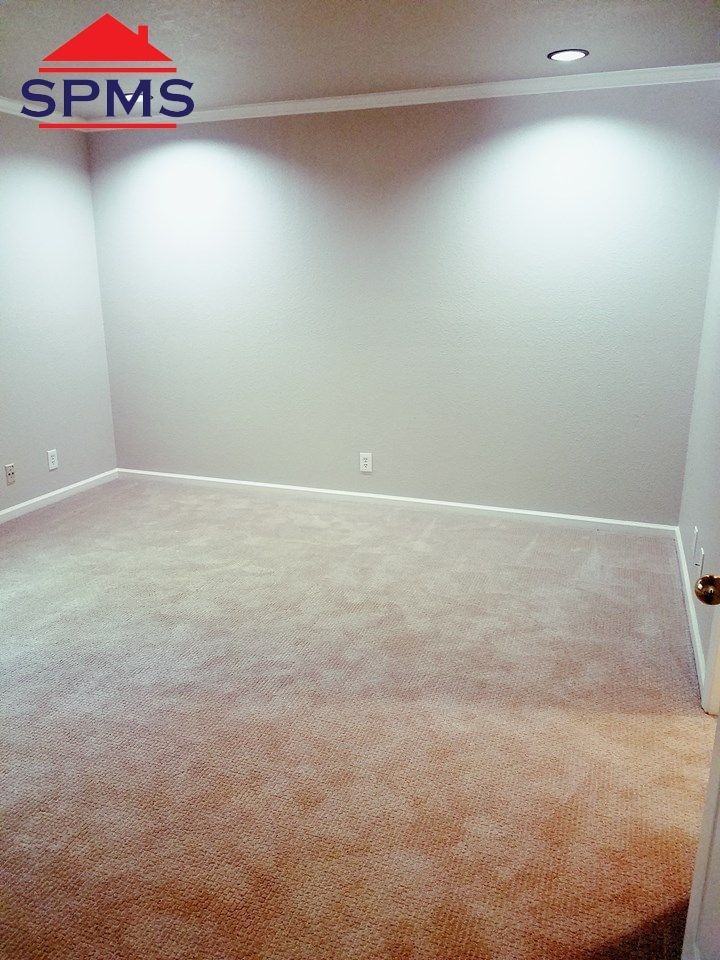 2330 I St - Photo 5 of 15