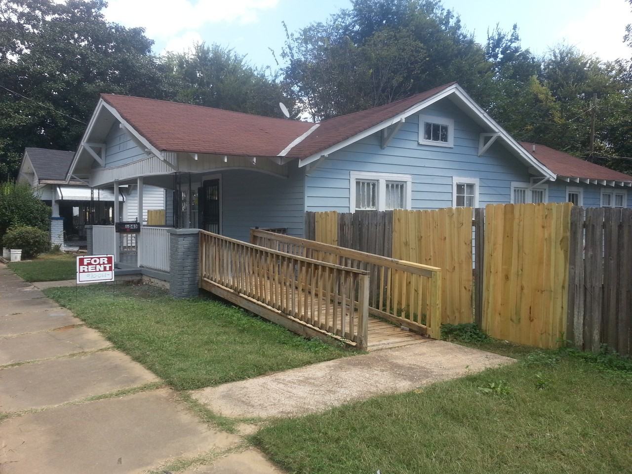 1043 Jackson Blvd - Photo 6 of 16