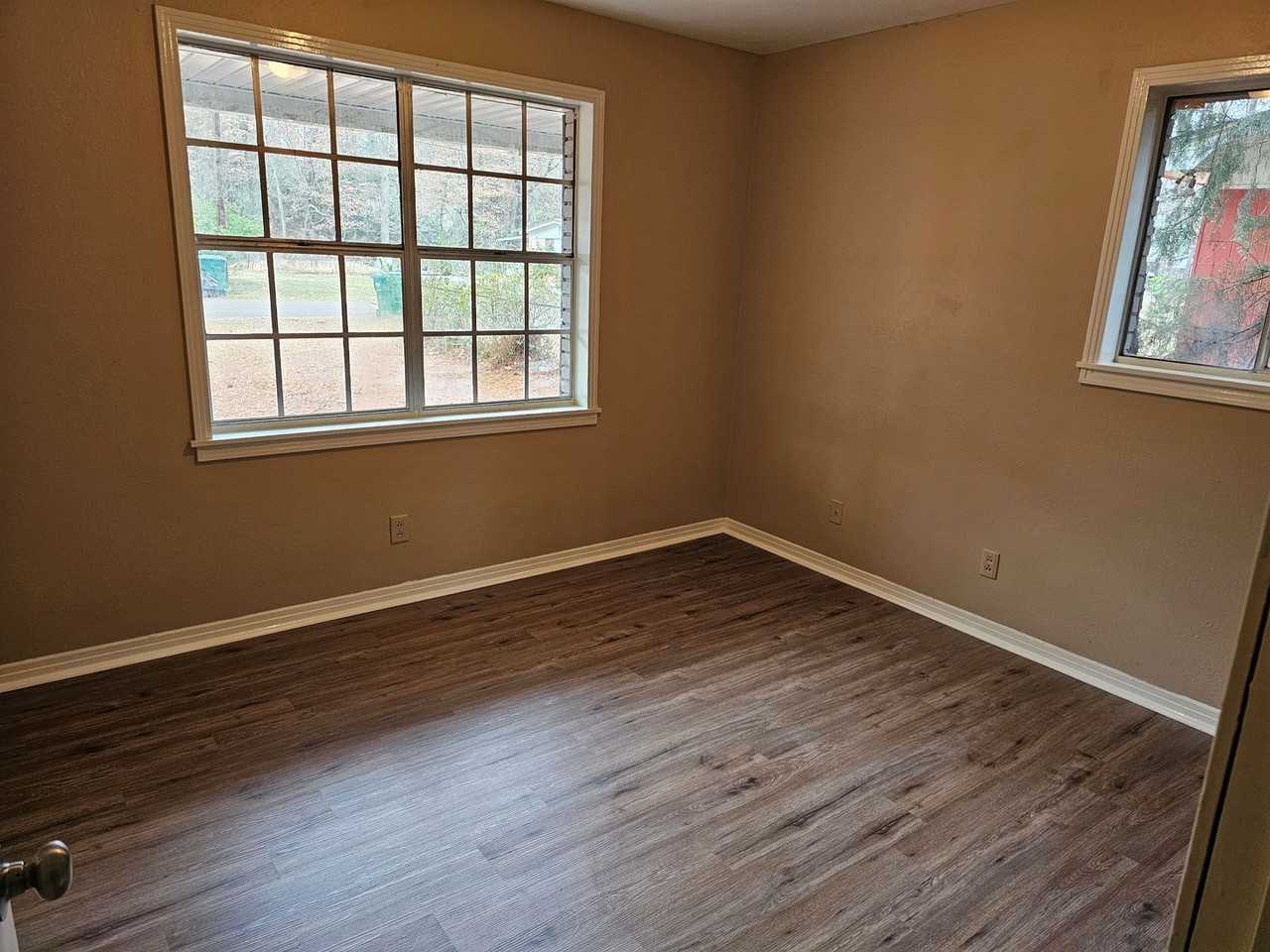 3008 Willow Dr - Photo 6 of 8