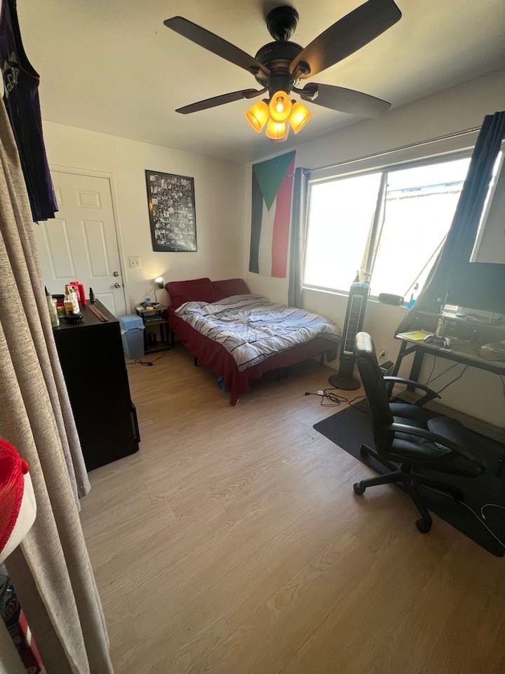 5048 54th St - Photo 3 of 42