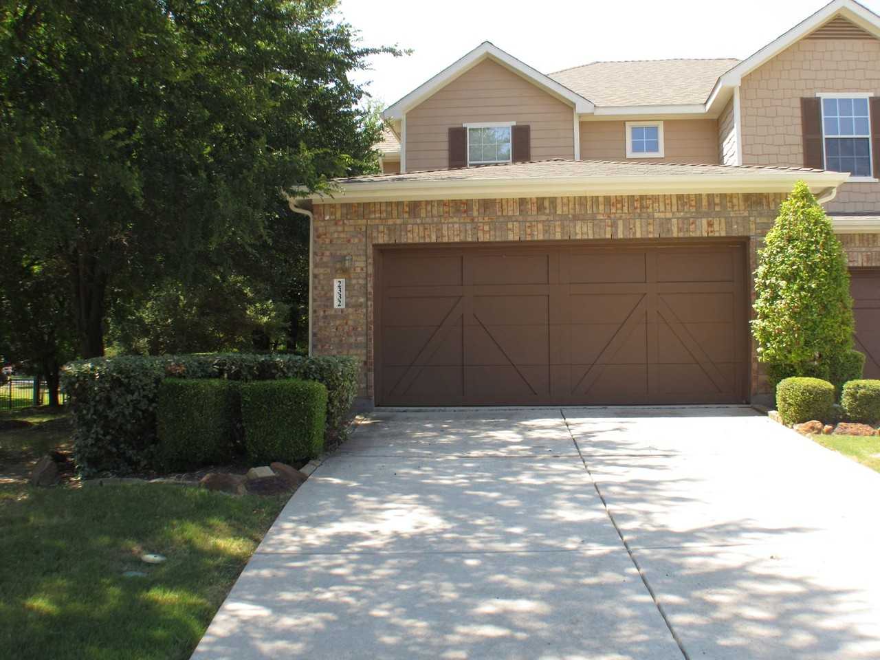 2332 Oklahoma Ave - Photo 2 of 21