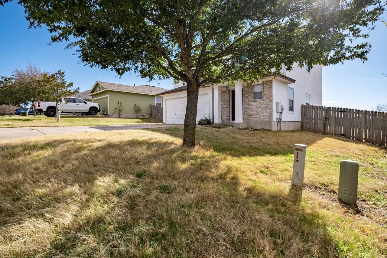 104 Pond Way - Photo 3 of 27