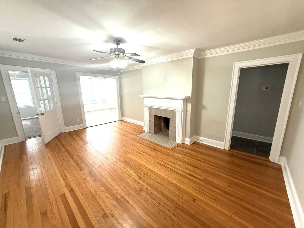 3364 Dartmouth Cir - Photo 5 of 13