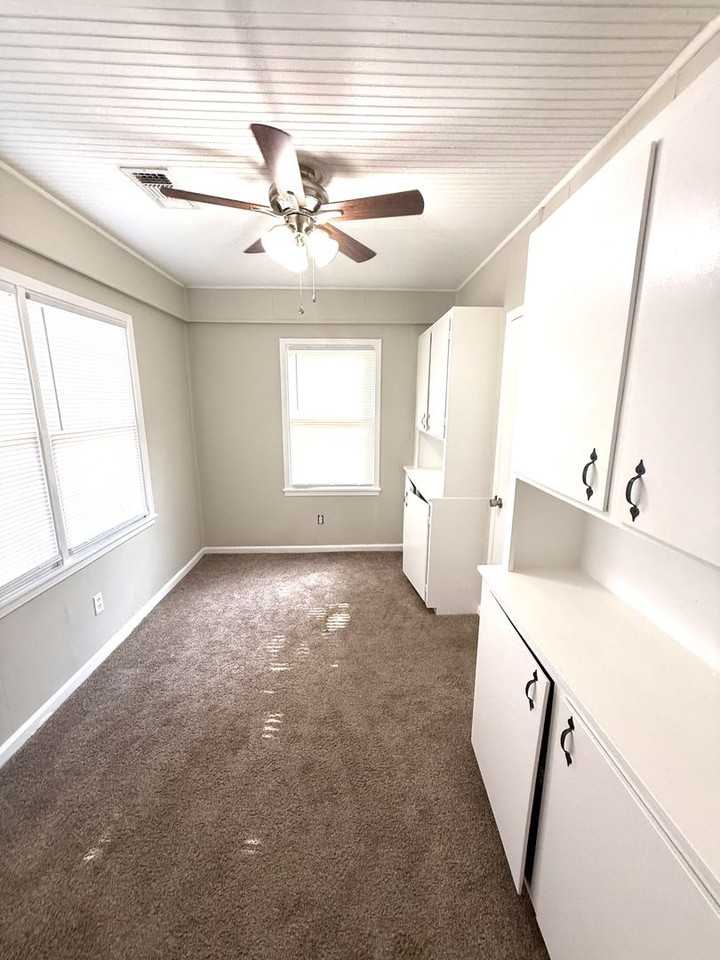 3364 Dartmouth Cir - Photo 7 of 13