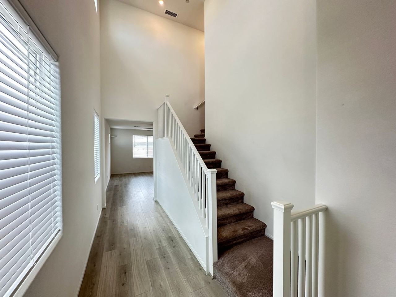 4226 Rancho Crossing St - Photo 6 of 22