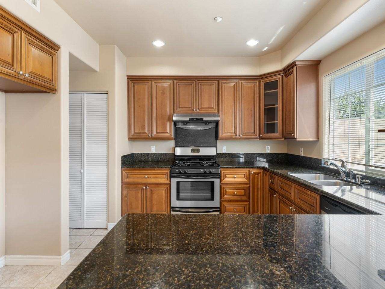 12780 Lorna St #D - Photo 4 of 29