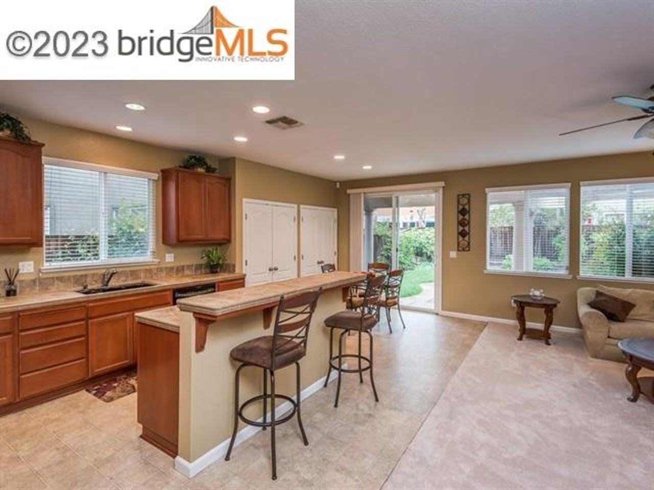 5348 Gold Creek Cir - Photo 3 of 18