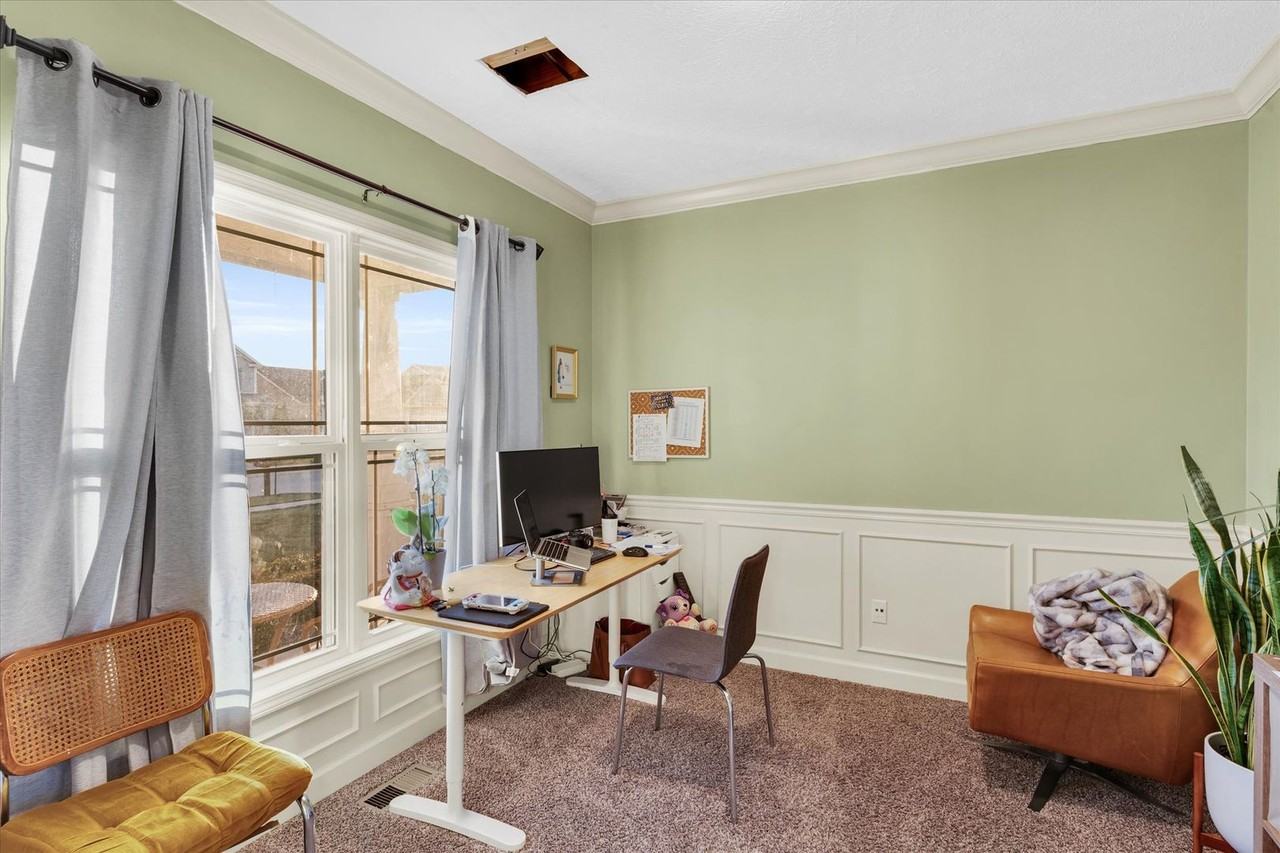 114 Blazing Star - Photo 7 of 41