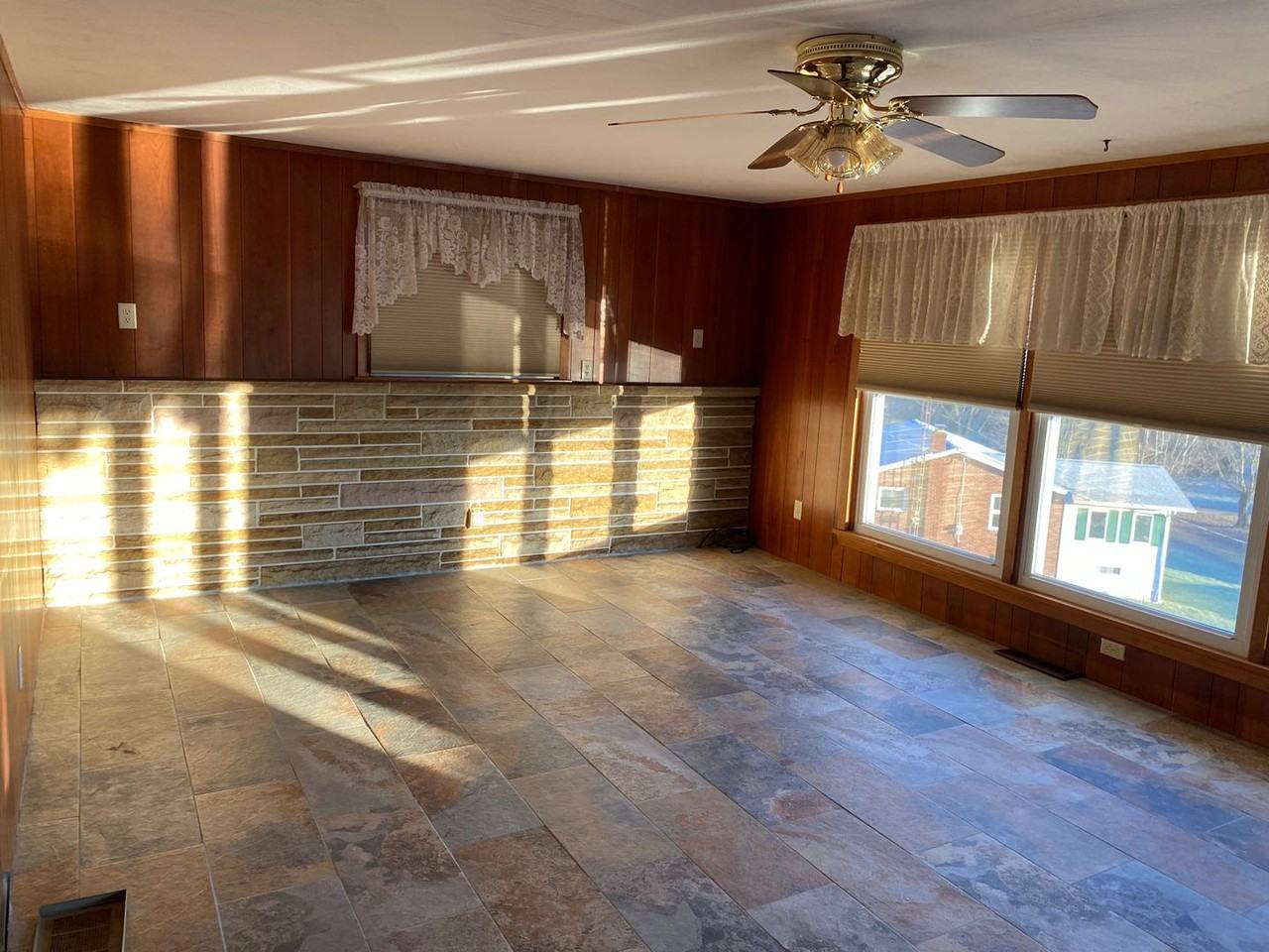 1121 Fiesta Rd Sw - Photo 7 of 18