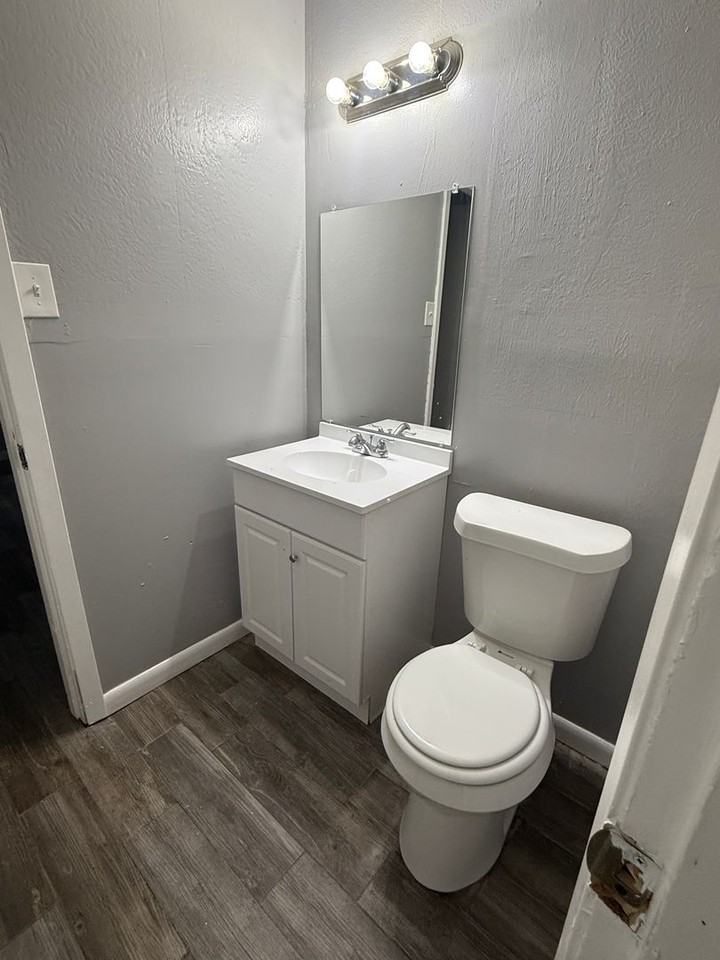 8805 Edgewood Pl - Photo 5 of 12