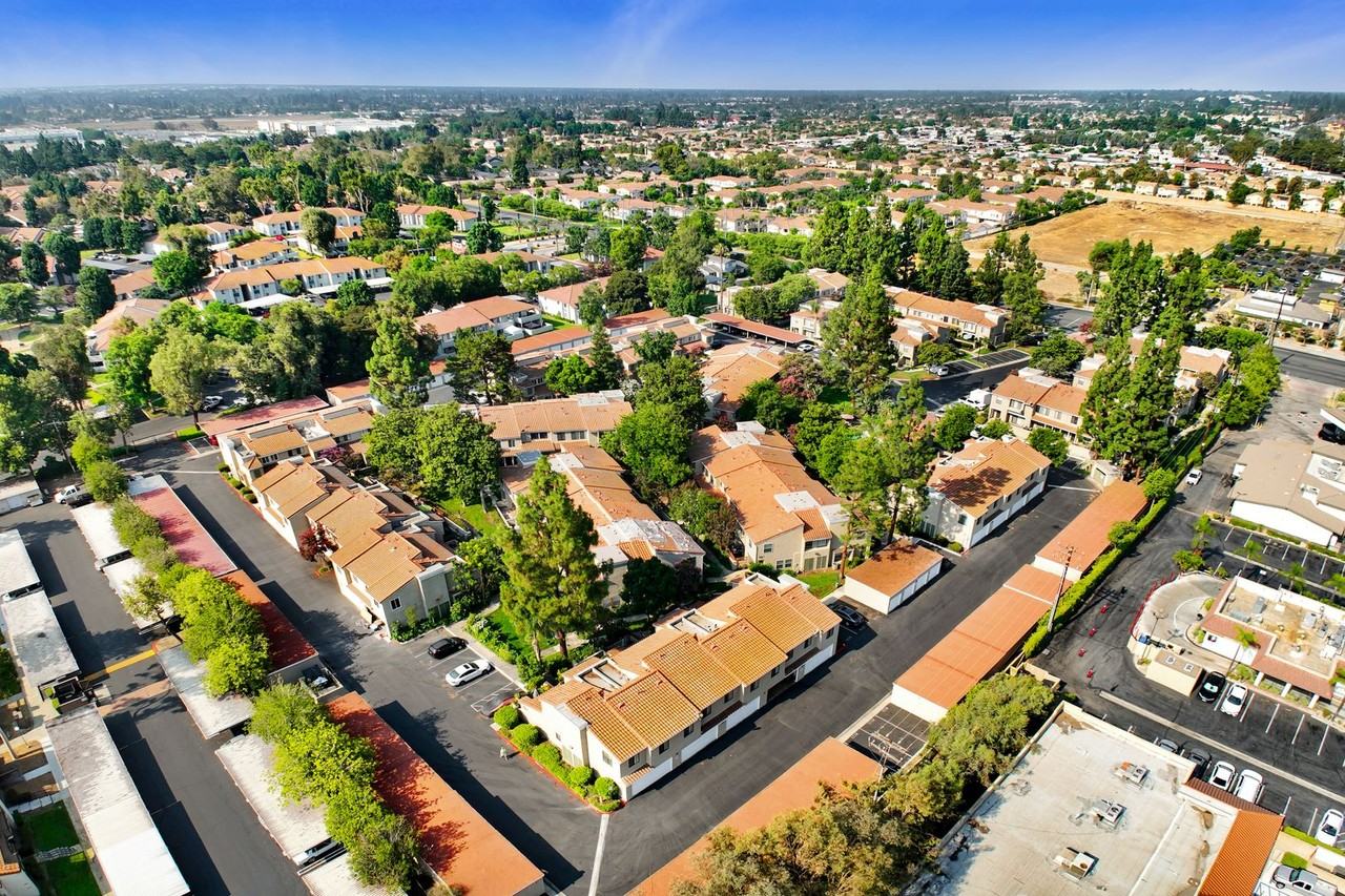 8167 Vineyard Ave #100 - Photo 6 of 10