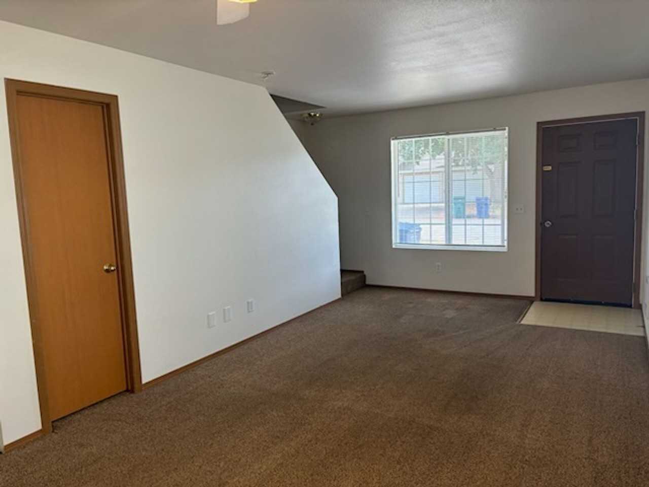 2810 N 9th St - Photo 3 of 12