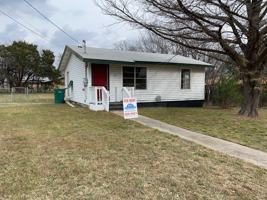 featured image of 127 W Stacie Rd