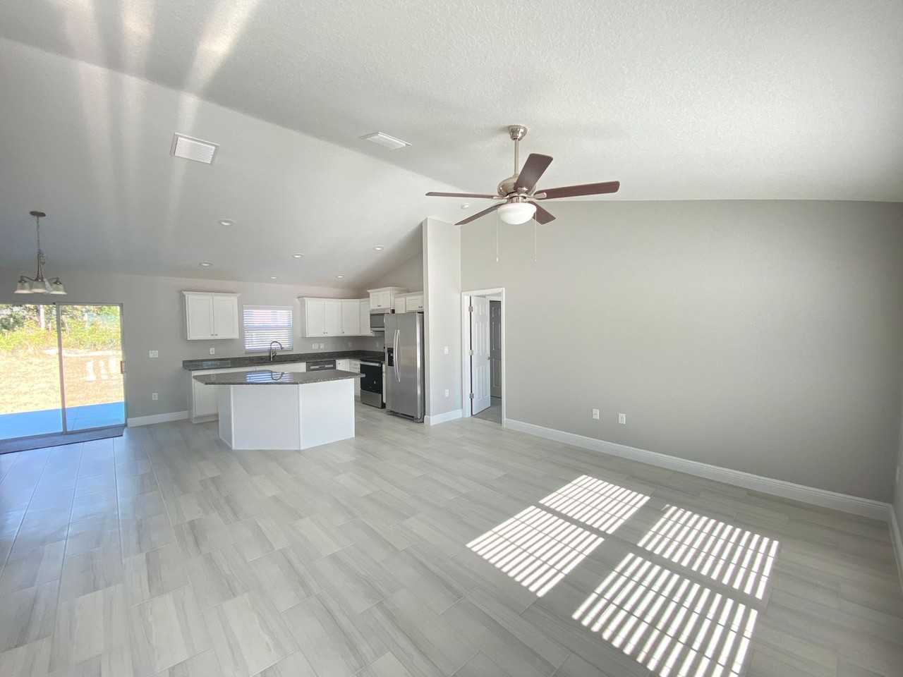 2649 Sw 152nd Ln - Photo 4 of 32