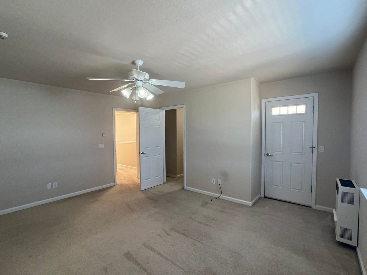 2009 9th St #B - Photo 5 of 12