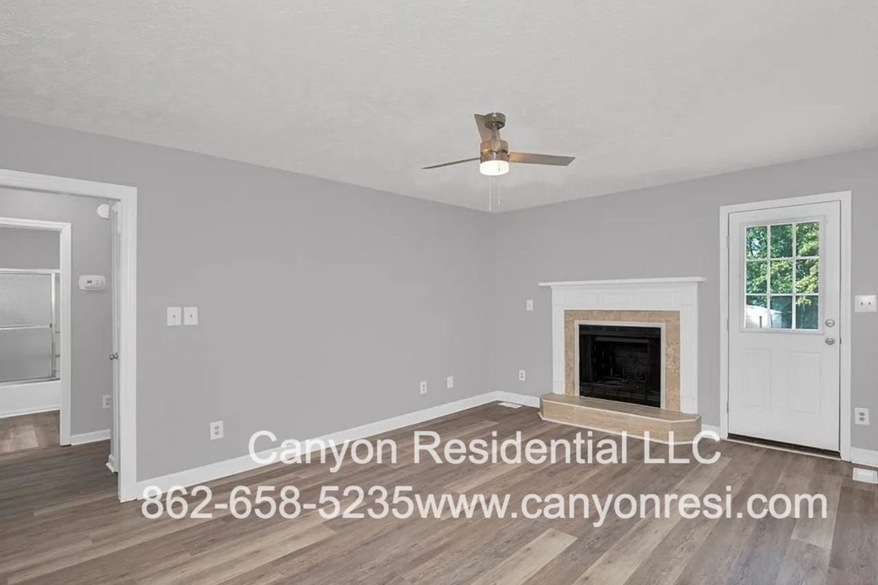 217 Overton Rd - Photo 6 of 18