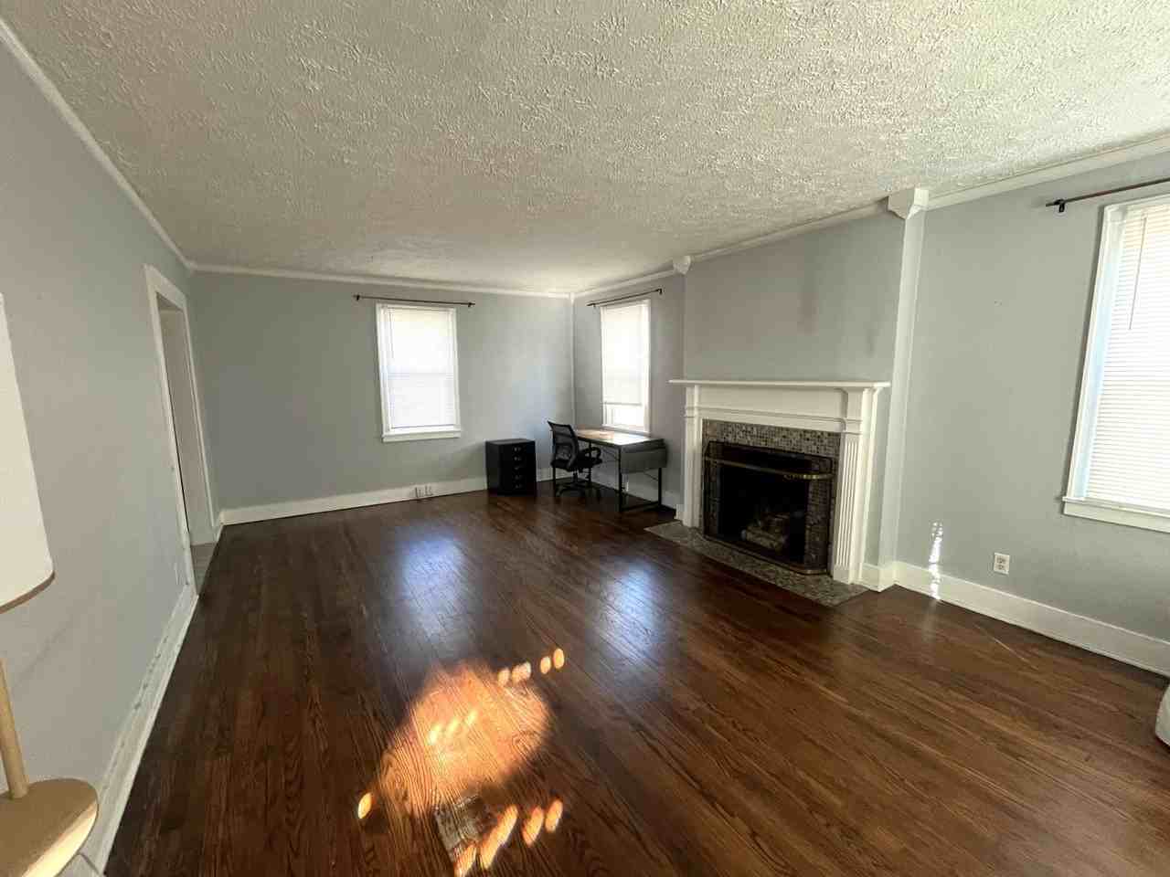 1416 Kirkland Ave - Photo 6 of 13