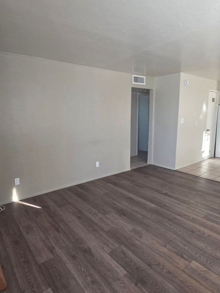 Apartments in Tucson - Photo 2 of 16