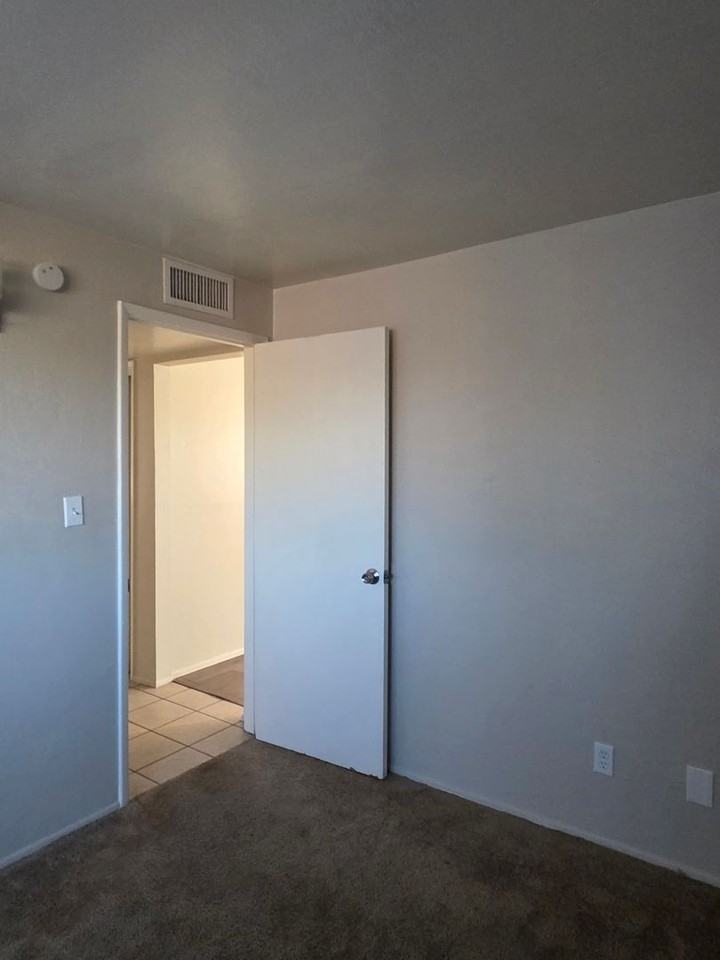 Apartments in Tucson - Photo 6 of 23