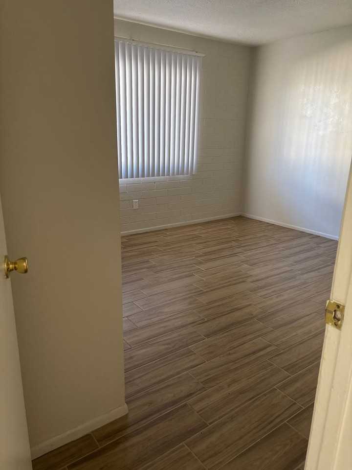 Apartments in Tucson - Photo 5 of 49