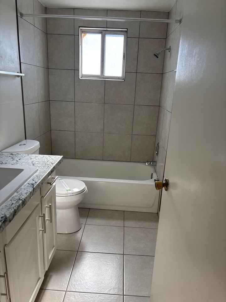 Apartments in Tucson - Photo 7 of 49