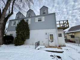 featured image of 1206 Springhill Rd