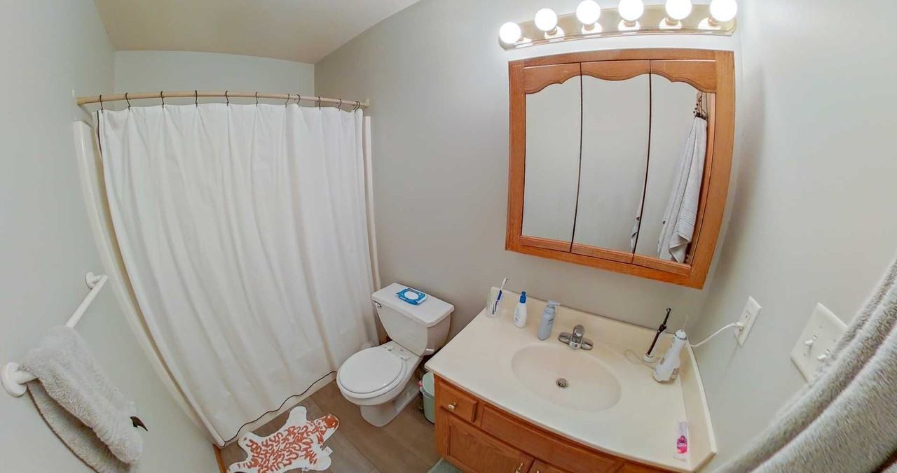 1202 Vattier St - Photo 4 of 8