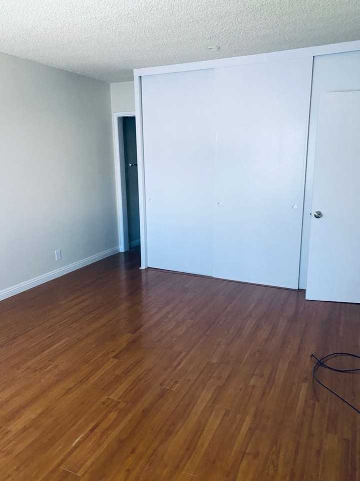 416 Cameron Pl - Photo 7 of 8