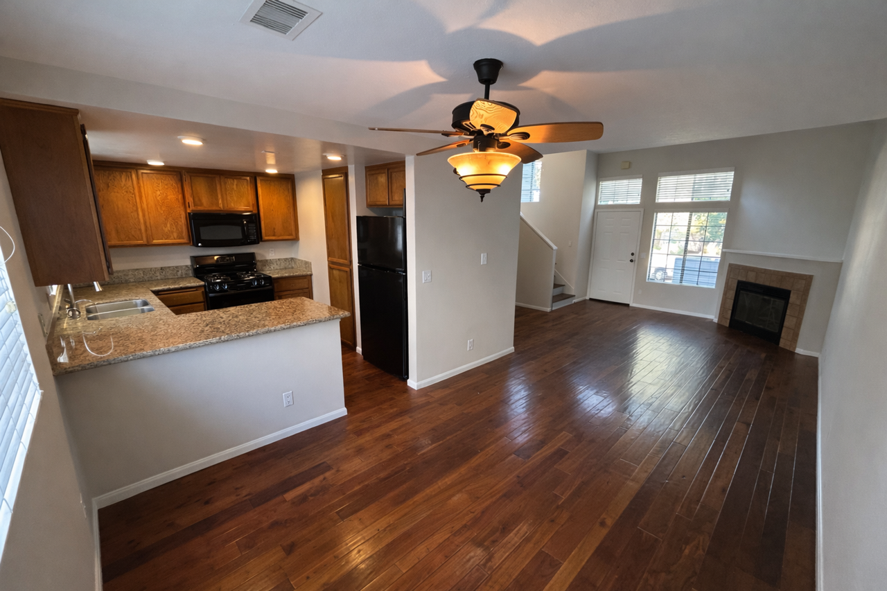 270 Ohio St - Photo 6 of 26