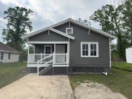 featured image of 408 E Michigan St