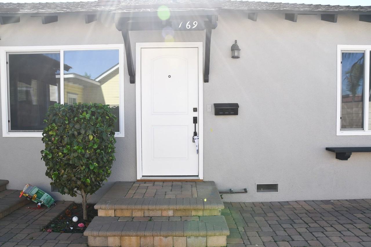 167 S Jameson St - Photo 2 of 21