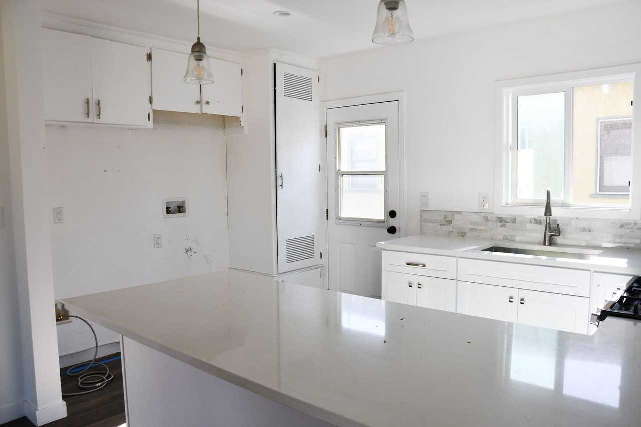 167 S Jameson St - Photo 7 of 21