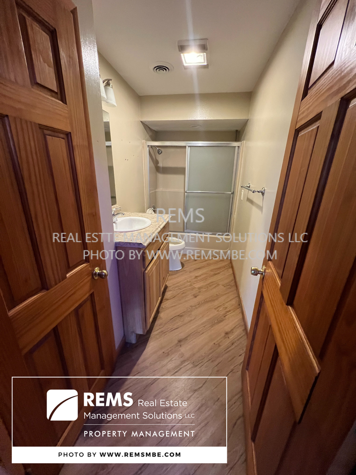 1185 E Hiawatha Dr - Photo 6 of 7