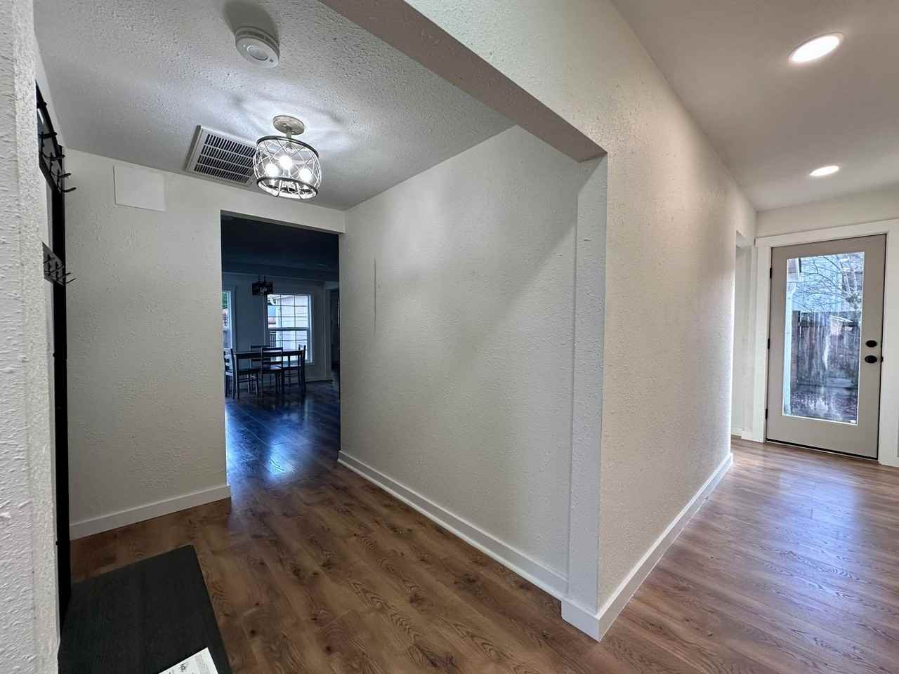 18930 Sw Wildcat Ln - Photo 5 of 37