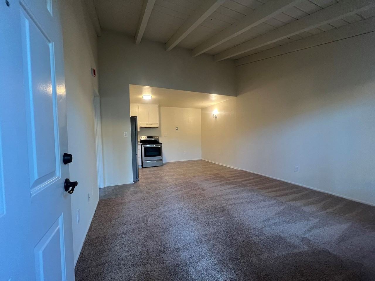 7781 Archibald Ave - Photo 2 of 15