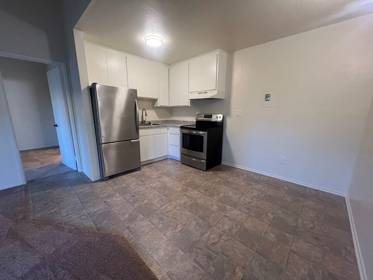 7781 Archibald Ave - Photo 3 of 15