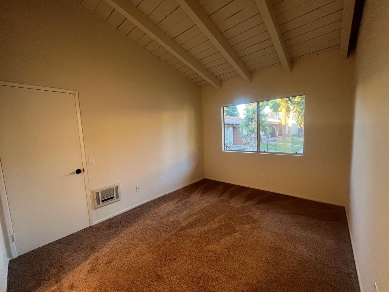 7781 Archibald Ave - Photo 4 of 15