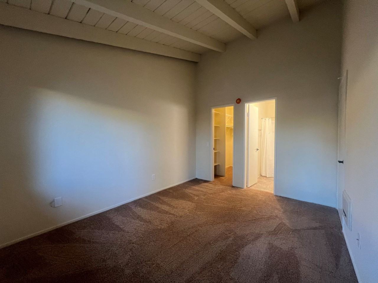 7781 Archibald Ave - Photo 6 of 15