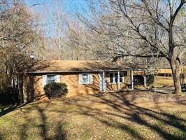 featured image of 601 E Brown St