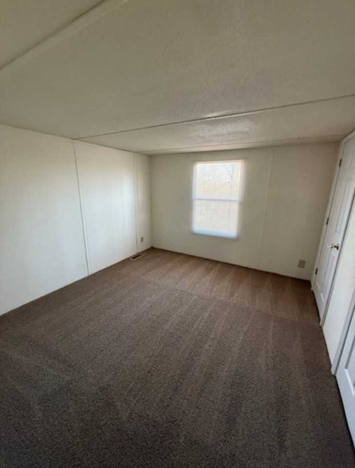 608 Springdale Dr - Photo 6 of 7