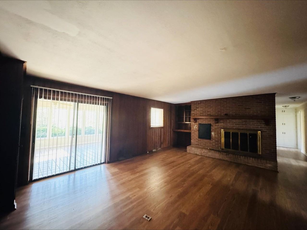 711 N Fayetteville St - Photo 4 of 16