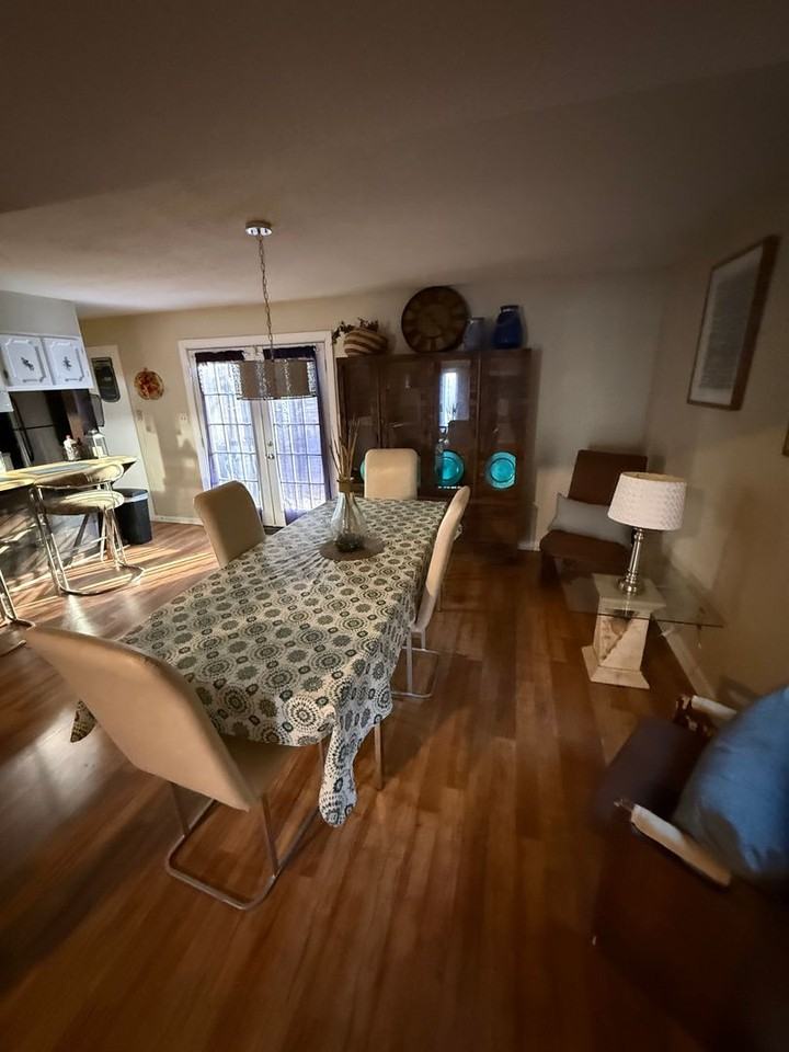 570 Trojan Way - Photo 5 of 13