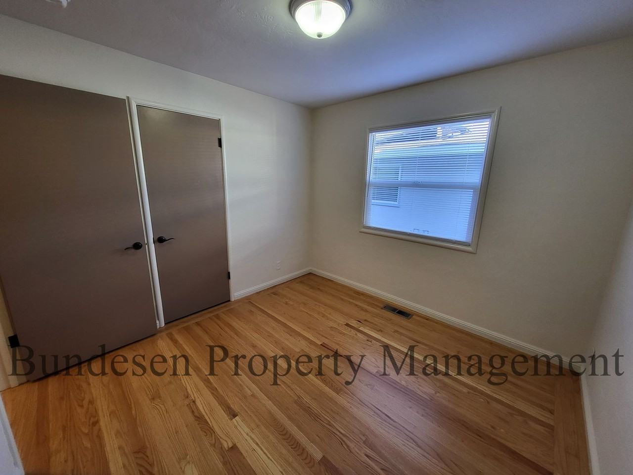 98 Wilmington Dr - Photo 4 of 11