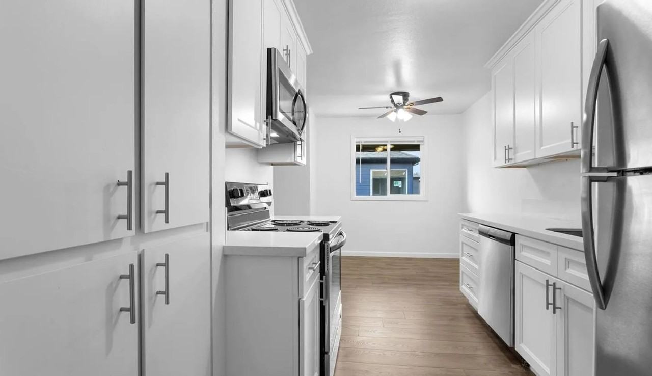 Sheri Hill Apartments - Photo 3 of 16