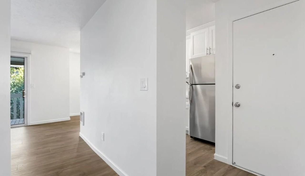 Sheri Hill Apartments - Photo 5 of 16