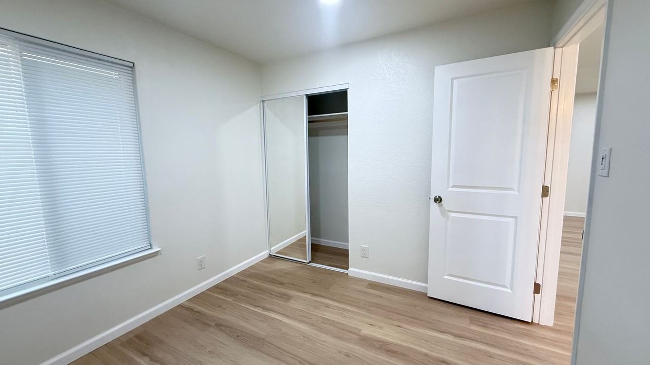 2112 Dogwood Way - Photo 7 of 18