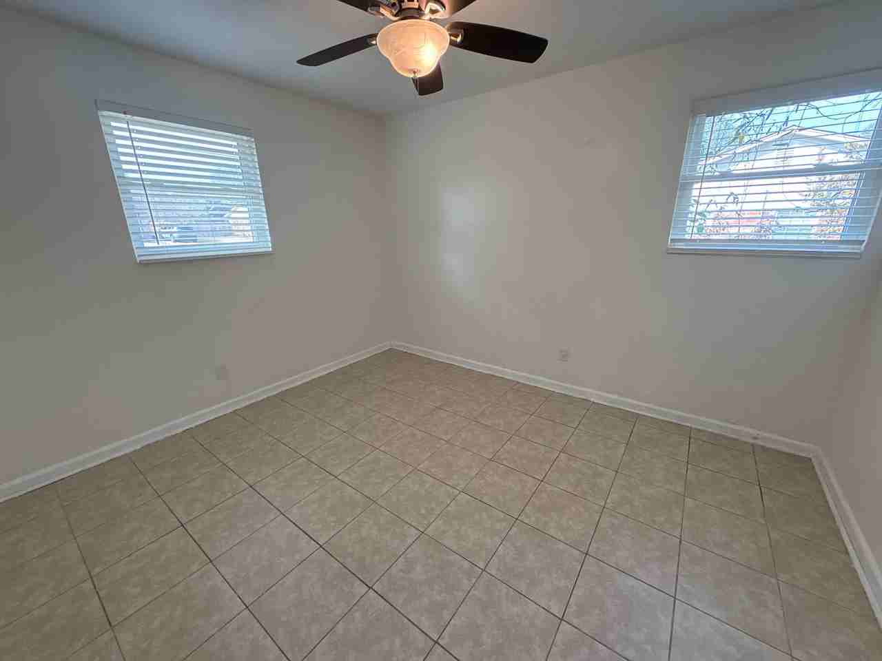 532 Dove St - Photo 7 of 14