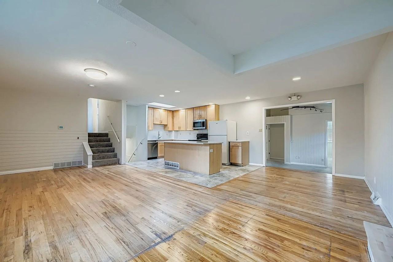 3682 Chase Ct - Photo 5 of 36