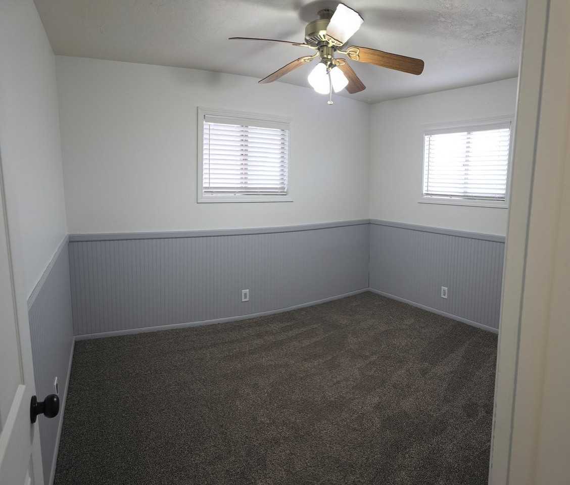 2977 N 2000 W - Photo 2 of 16