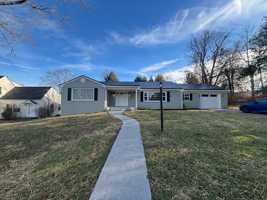 featured image of 104 8th St